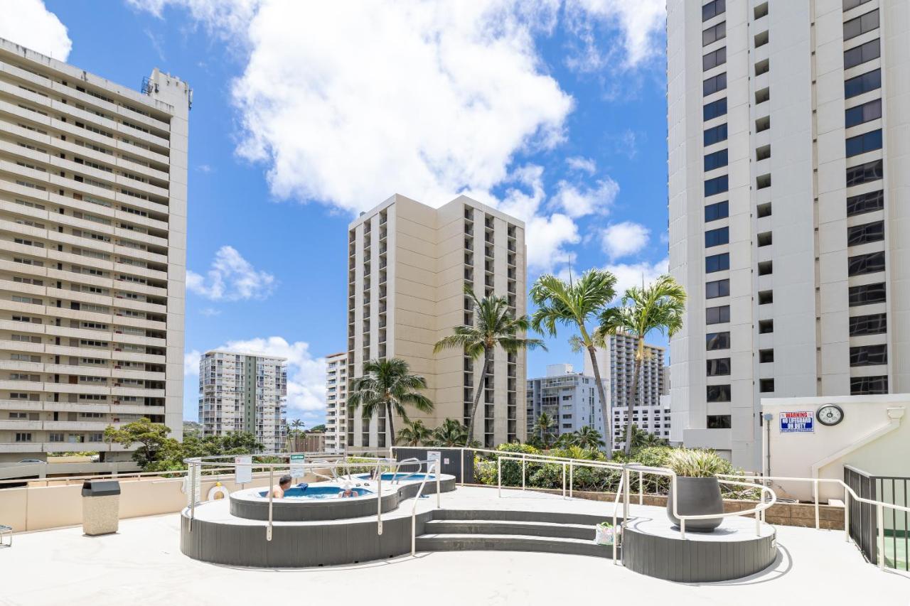 Aloha Vibes With Ocean Views, Near Beach & Parking! Honolulu Esterno foto