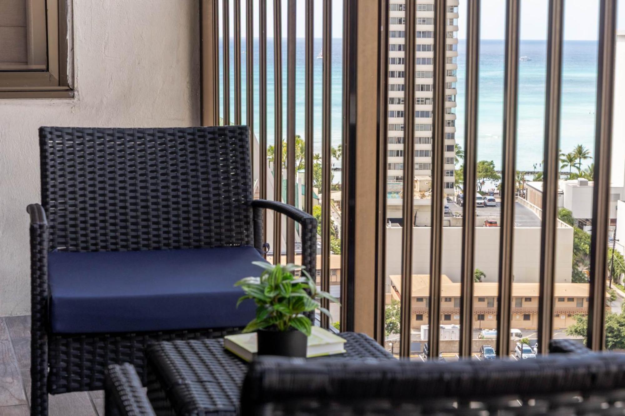 Aloha Vibes With Ocean Views, Near Beach & Parking! Honolulu Esterno foto